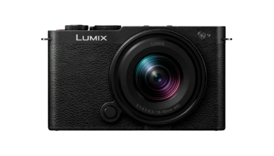 LUMIX S9 W/ 18-40mm Lens - Jet Black