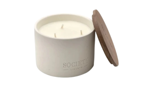 Te' Matcha Three-Wick Wooden-Lid Candle - Off-White