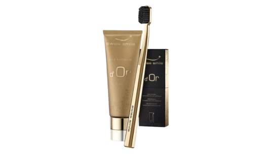 D'Or Toothpaste & Toothbrush
