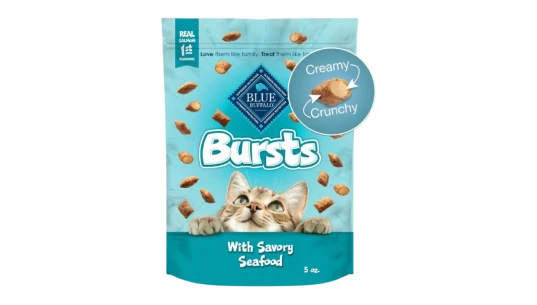 Bursts Seafood Crunchy & Creamy Cat Treats 142g